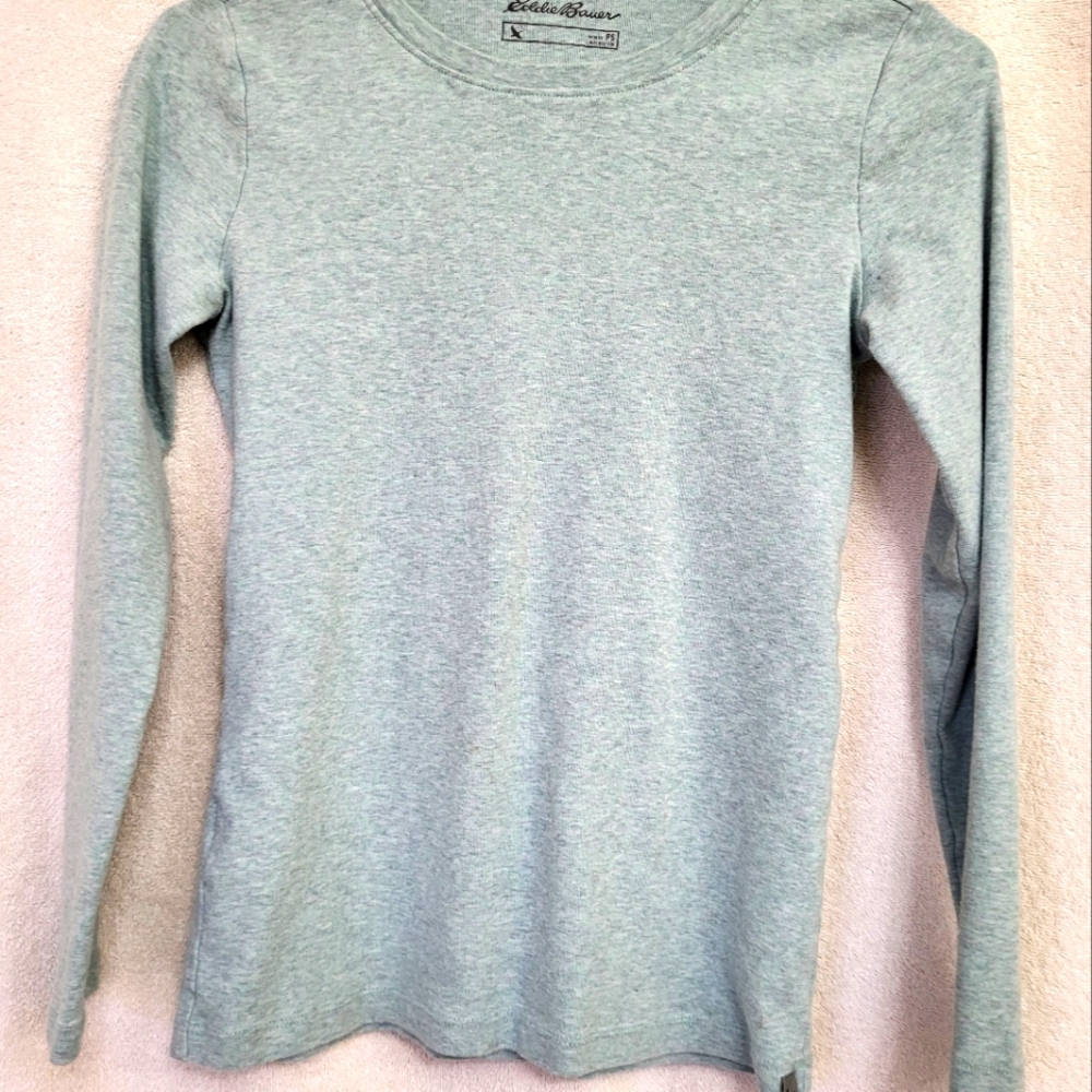 Eddie Bauer crewneck long-sleeved t-shirt, PS